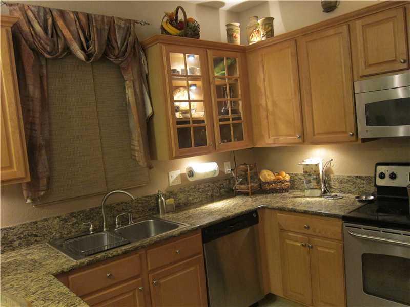 SILVER PALM EAST SECTION - Residential Lease