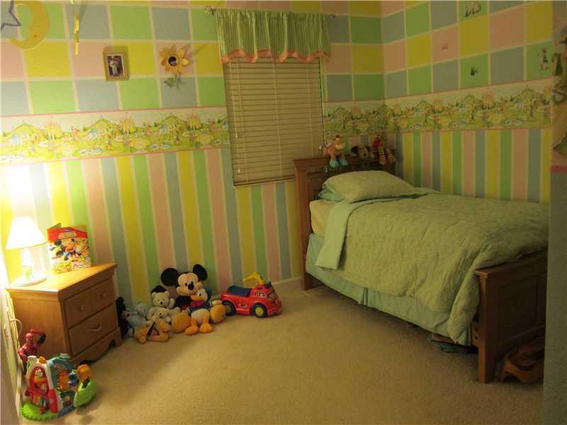 SILVER PALM EAST SECTION - Residential Lease