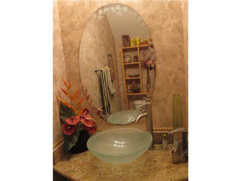 SILVER PALM EAST SECTION - Residential Lease