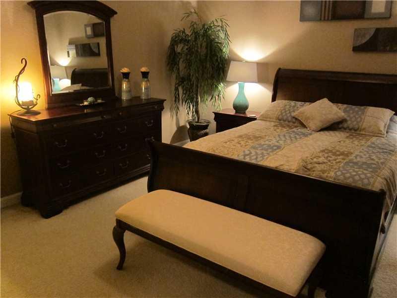 SILVER PALM EAST SECTION - Residential Lease