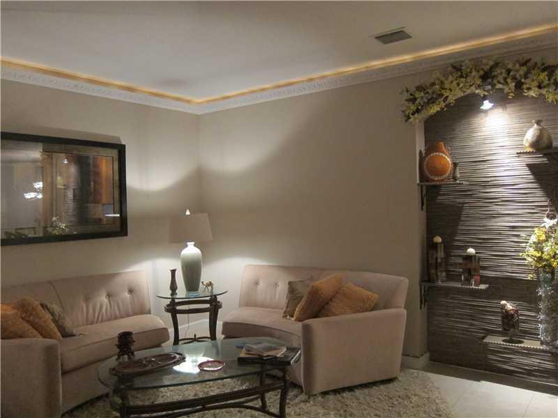 SILVER PALM EAST SECTION - Residential Lease