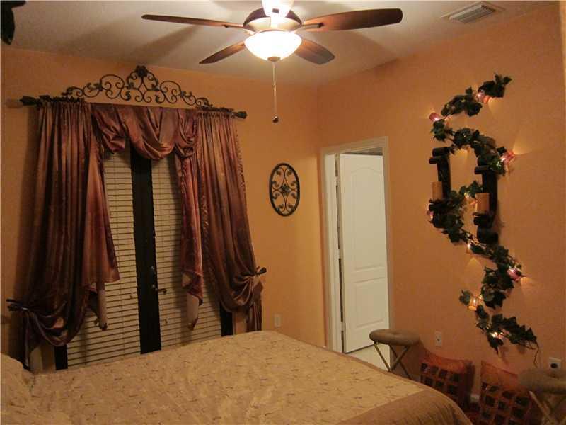 SILVER PALM EAST SECTION - Residential Lease