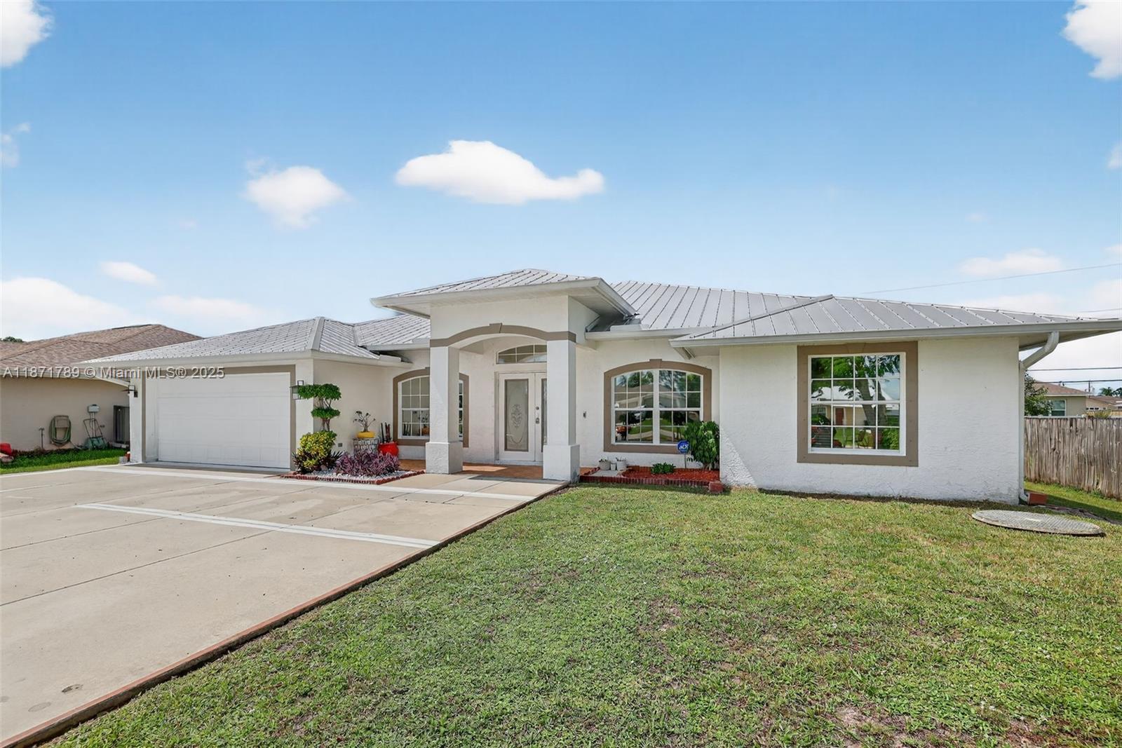 PORT ST LUCIE SECTION 8 - Residential