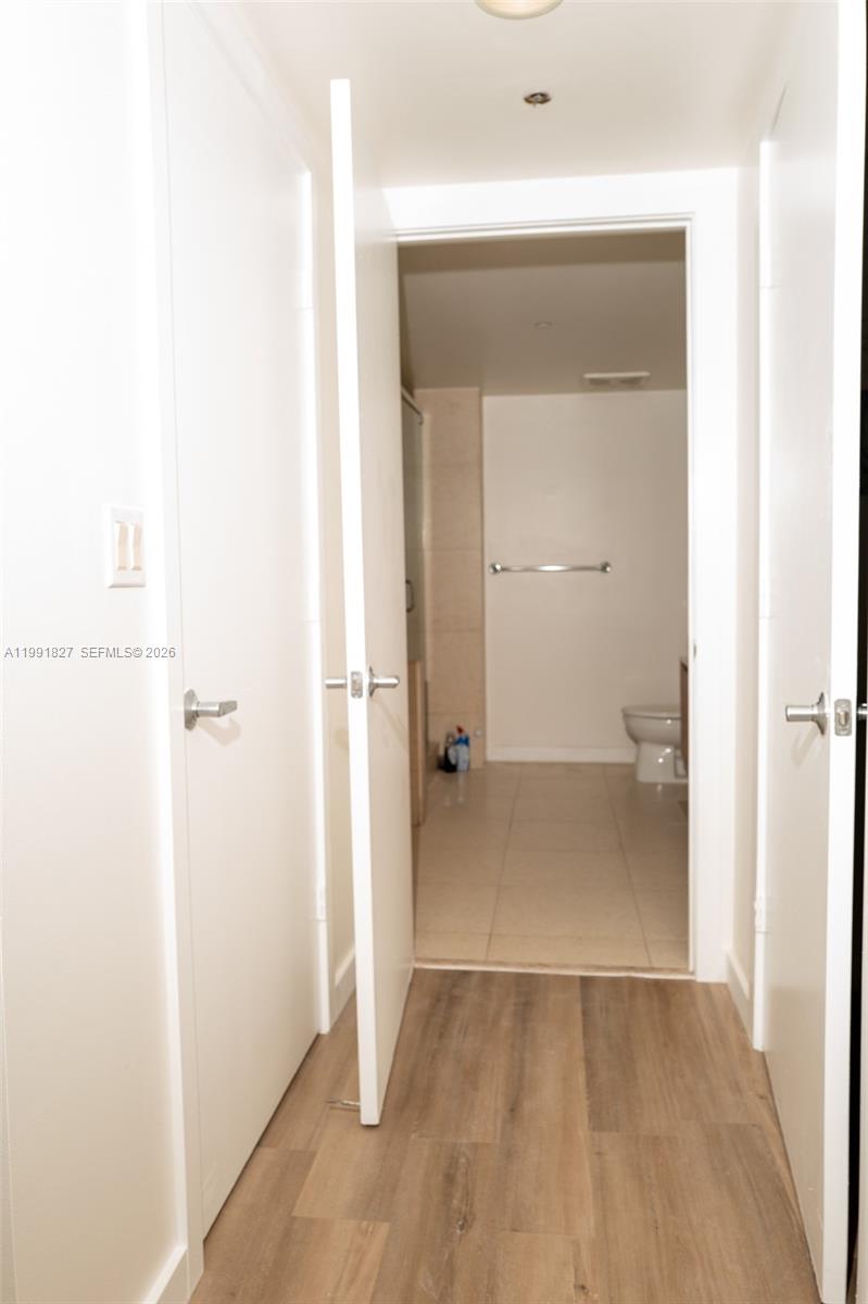 50 Biscayne Blvd 4111