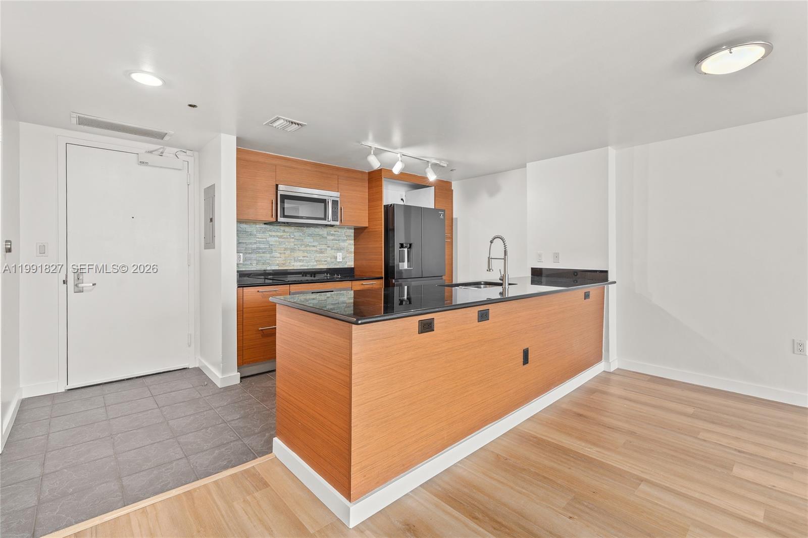 50 BISCAYNE CONDO - Residential