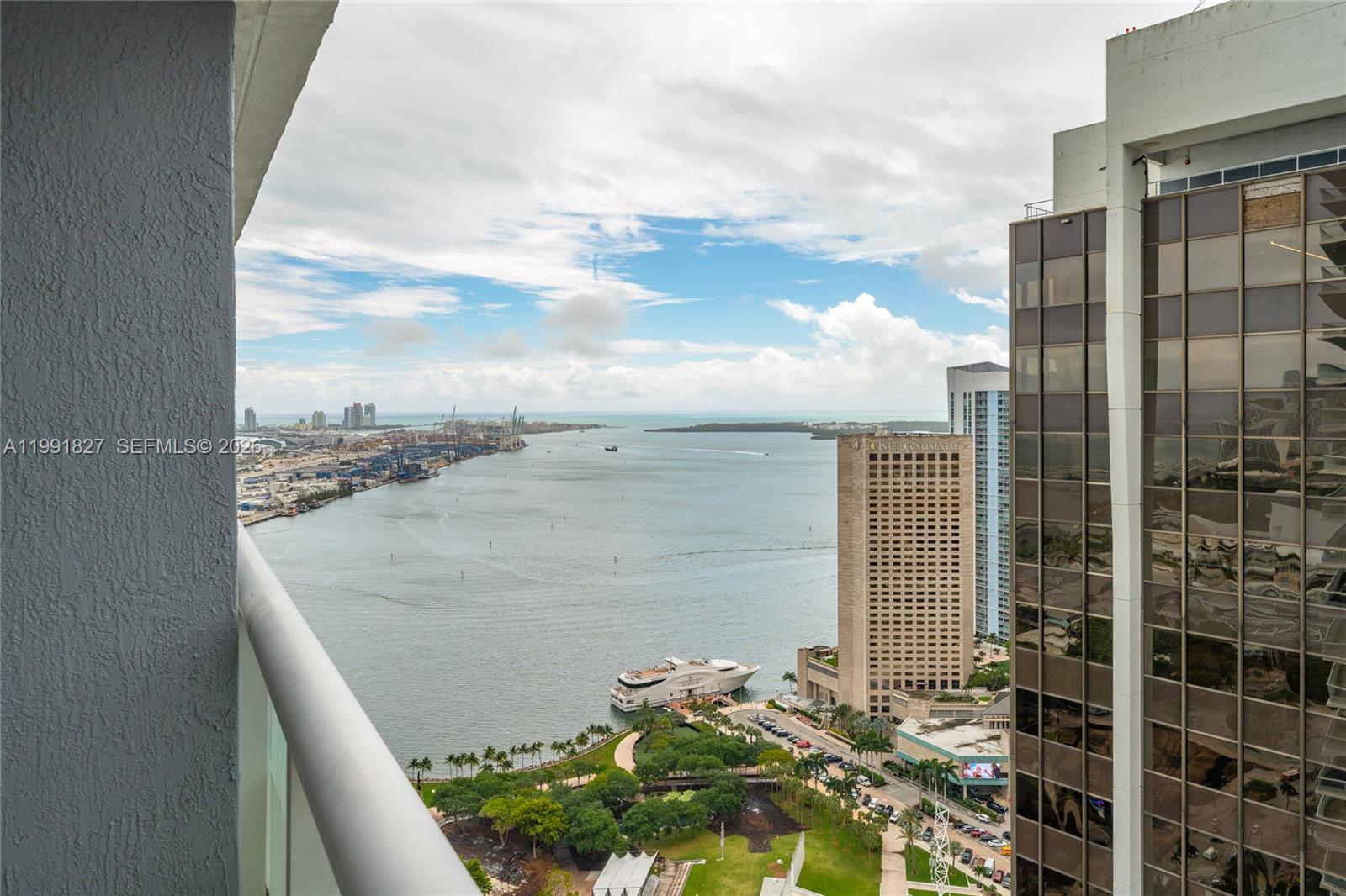 50 BISCAYNE CONDO - Residential