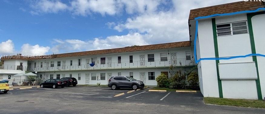 CYPRESS GARDENS CONDOMINI - Residential Lease