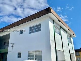 CYPRESS GARDENS CONDOMINI - Residential Lease