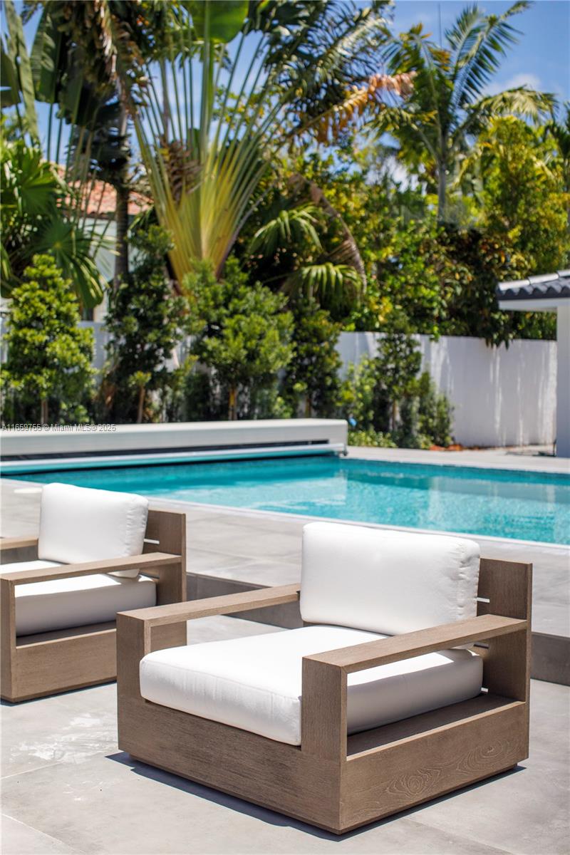 HIBISCUS ISLAND - Residential