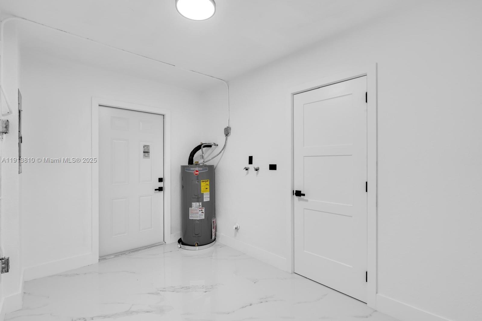 SIERRA MIRADA SEC 1 4TH A - Residential Lease