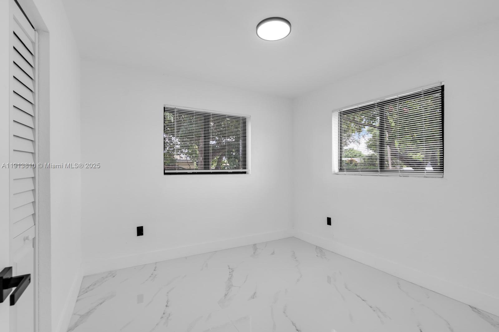 SIERRA MIRADA SEC 1 4TH A - Residential Lease