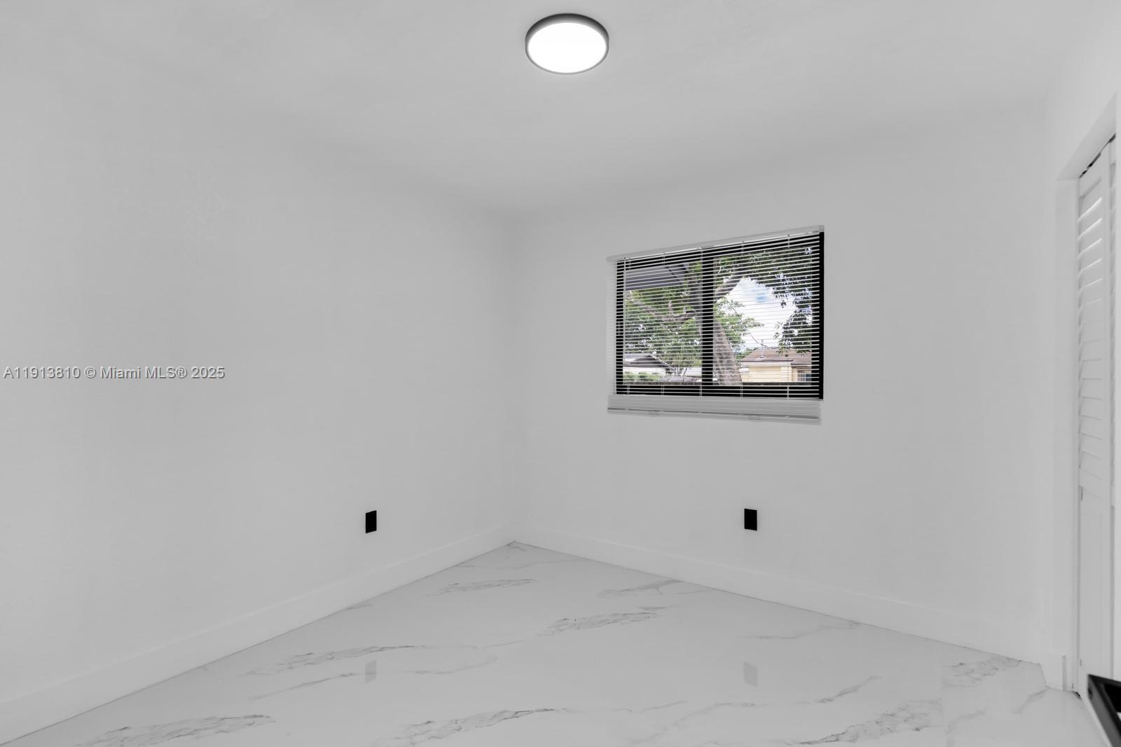 SIERRA MIRADA SEC 1 4TH A - Residential Lease