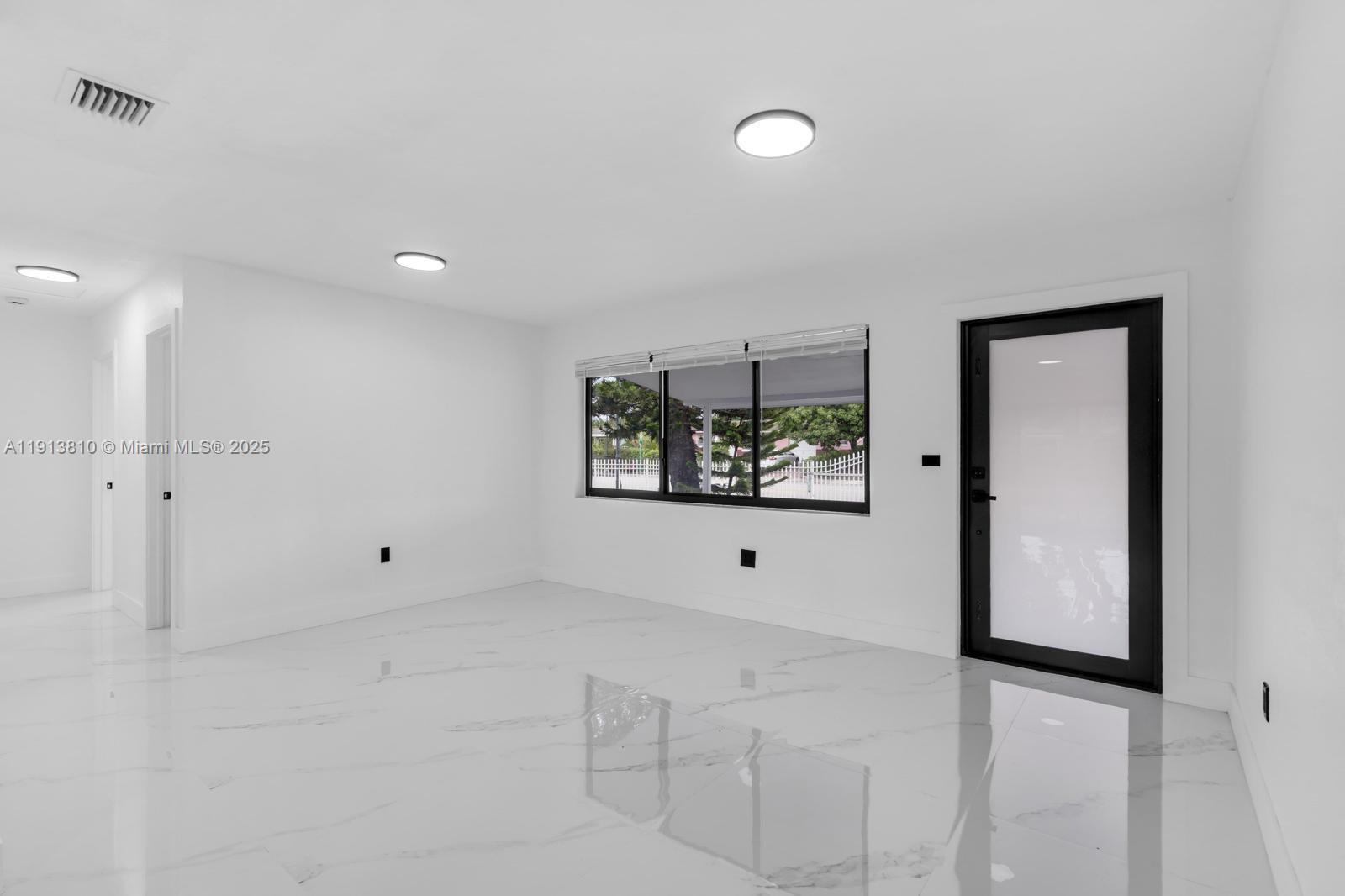 SIERRA MIRADA SEC 1 4TH A - Residential Lease