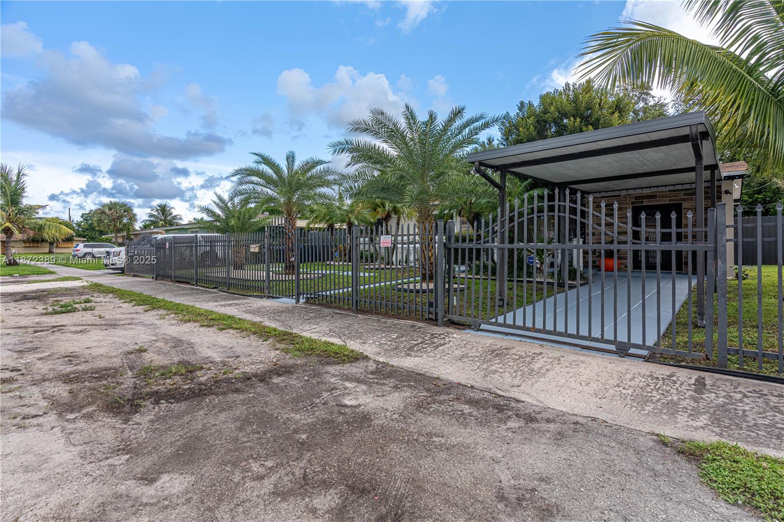 SCOTT LAKE MANOR SEC 8 - Residential
