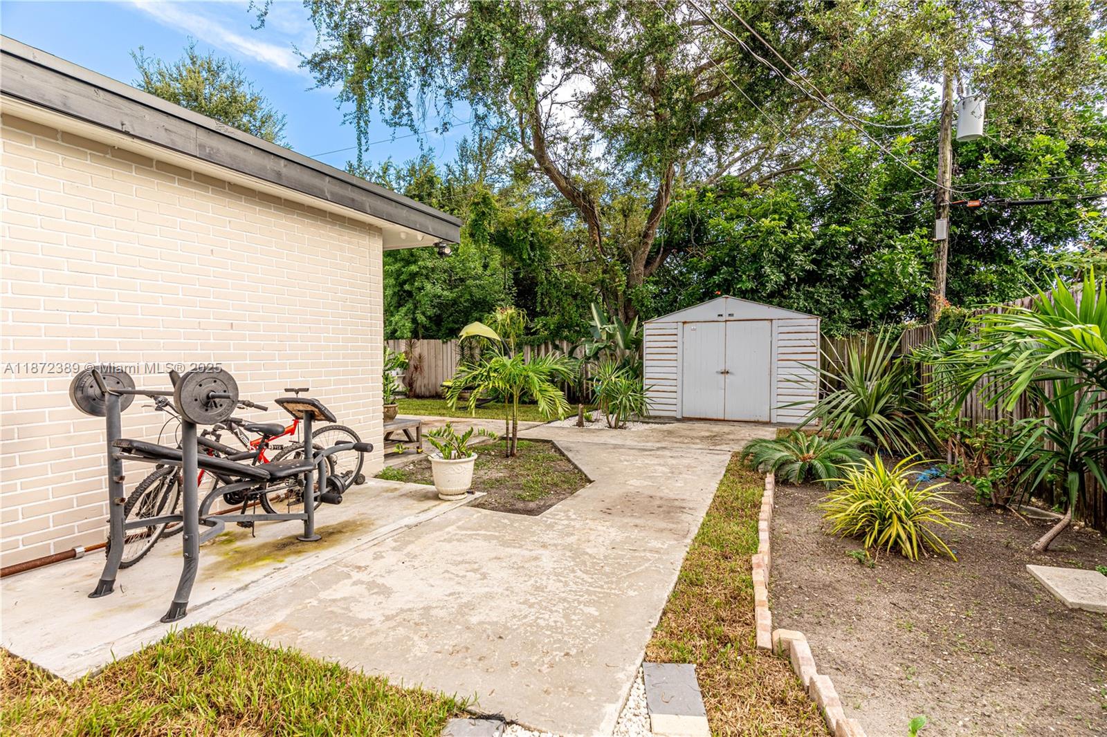 SCOTT LAKE MANOR SEC 8 - Residential