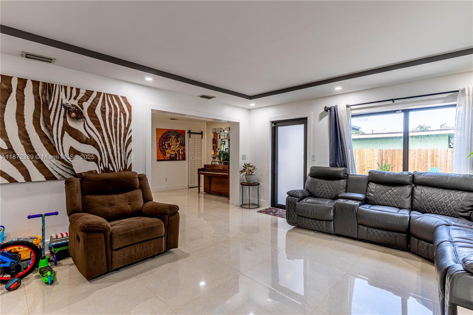 SCOTT LAKE MANOR SEC 8 - Residential