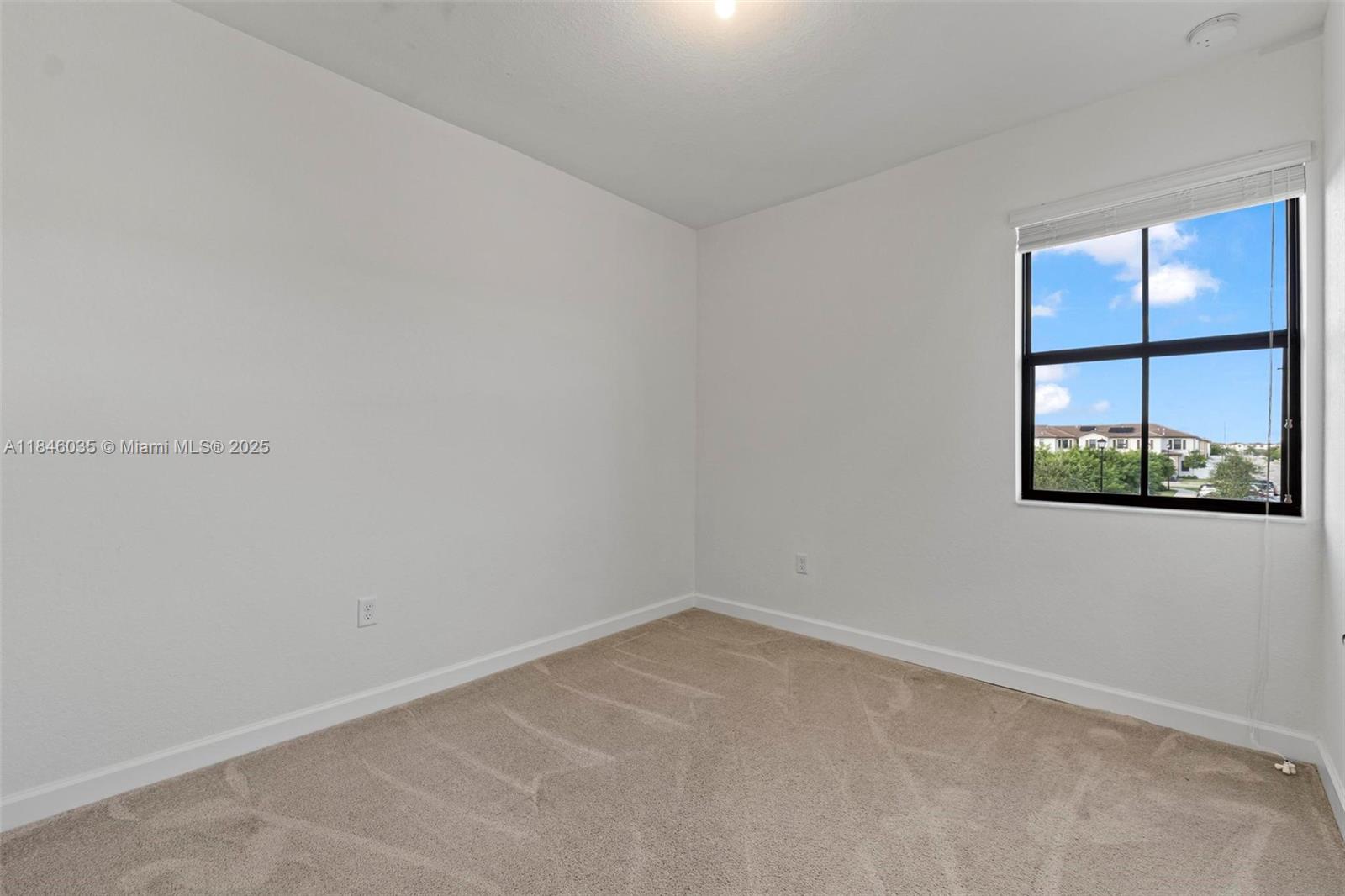 AQUABELLA NORTH REPLAT - Residential