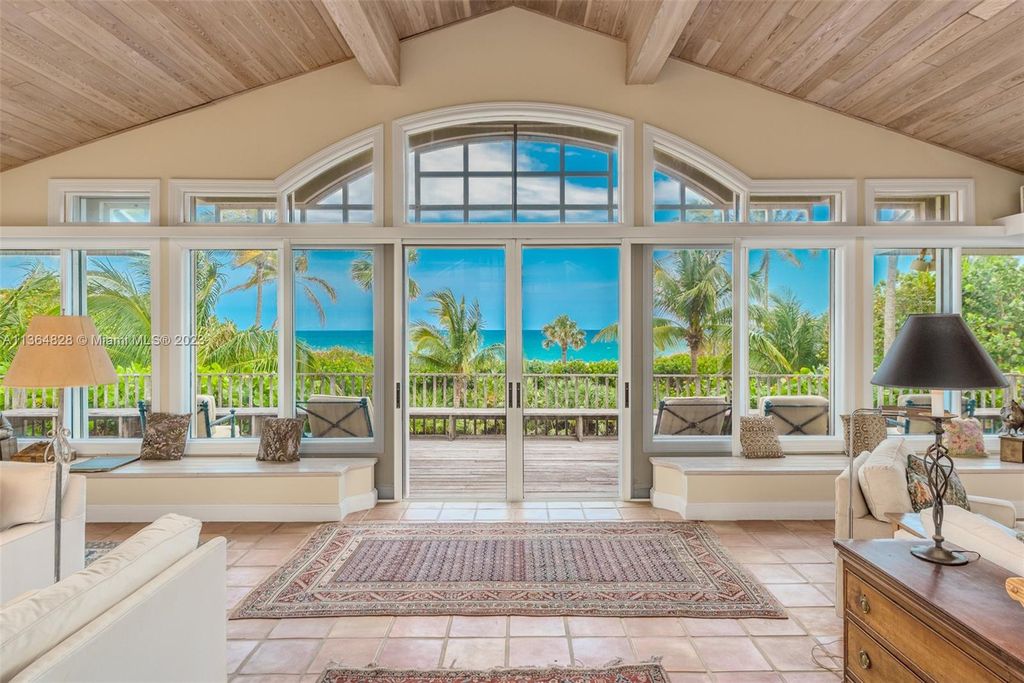 Photo of 384 S Beach Rd, Jupiter Island, FL 33455 (MLS # A11364828)