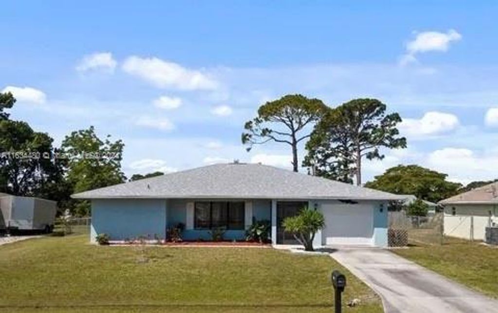 Photo of 2134 Geneoa St #0, Port Saint Lucie, FL 34952 (MLS # A11634480)