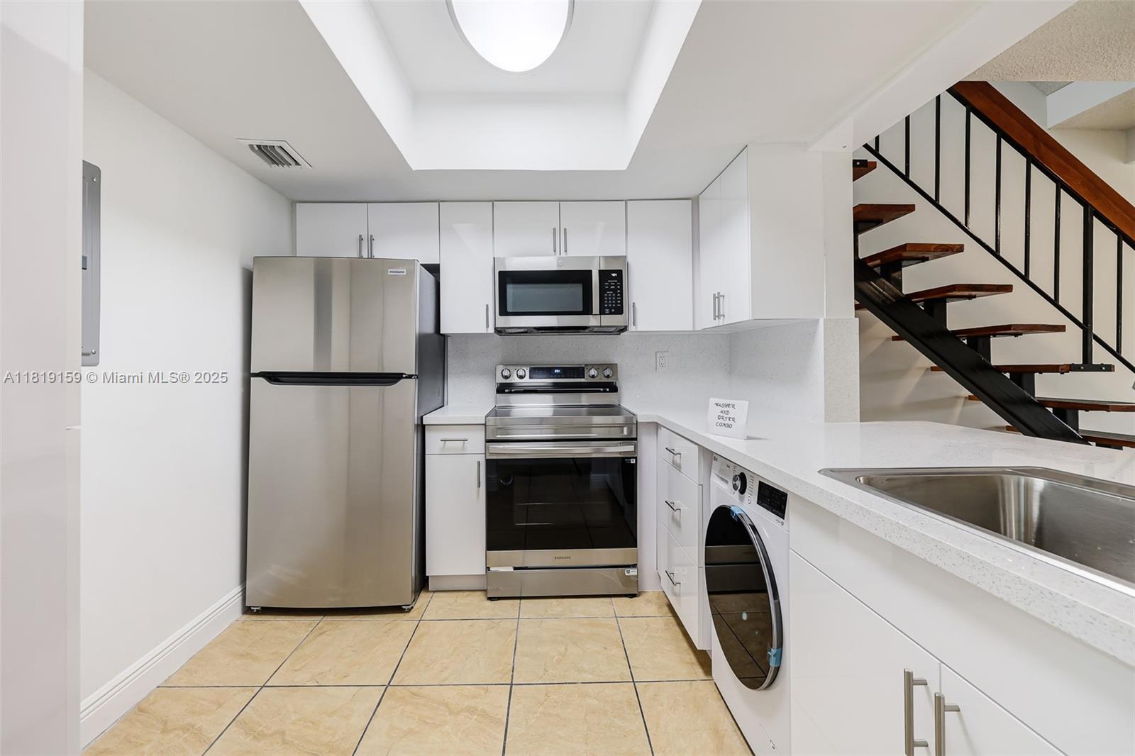 1121 SW 105th Ave 302