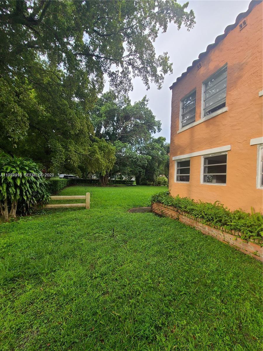 CORAL GABLES SEC E - Residential Lease