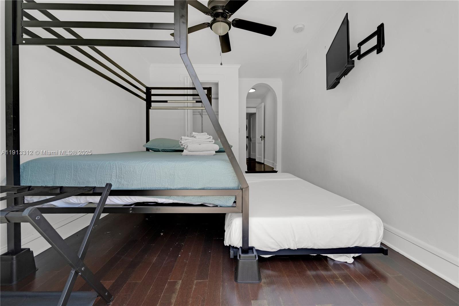 KELSEY CITY - Residential