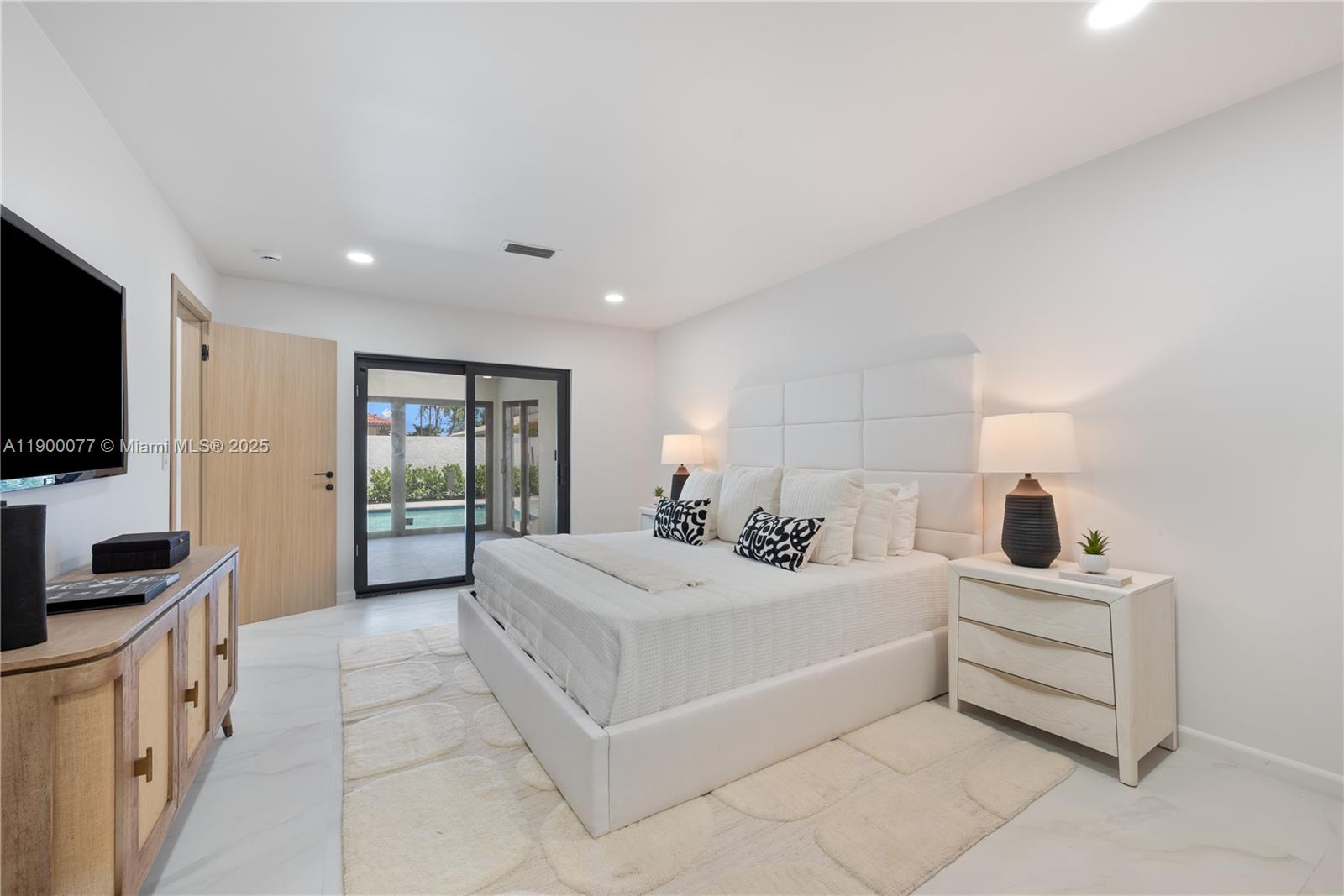 CORAL RIDGE COUNTRY CLUB - Residential
