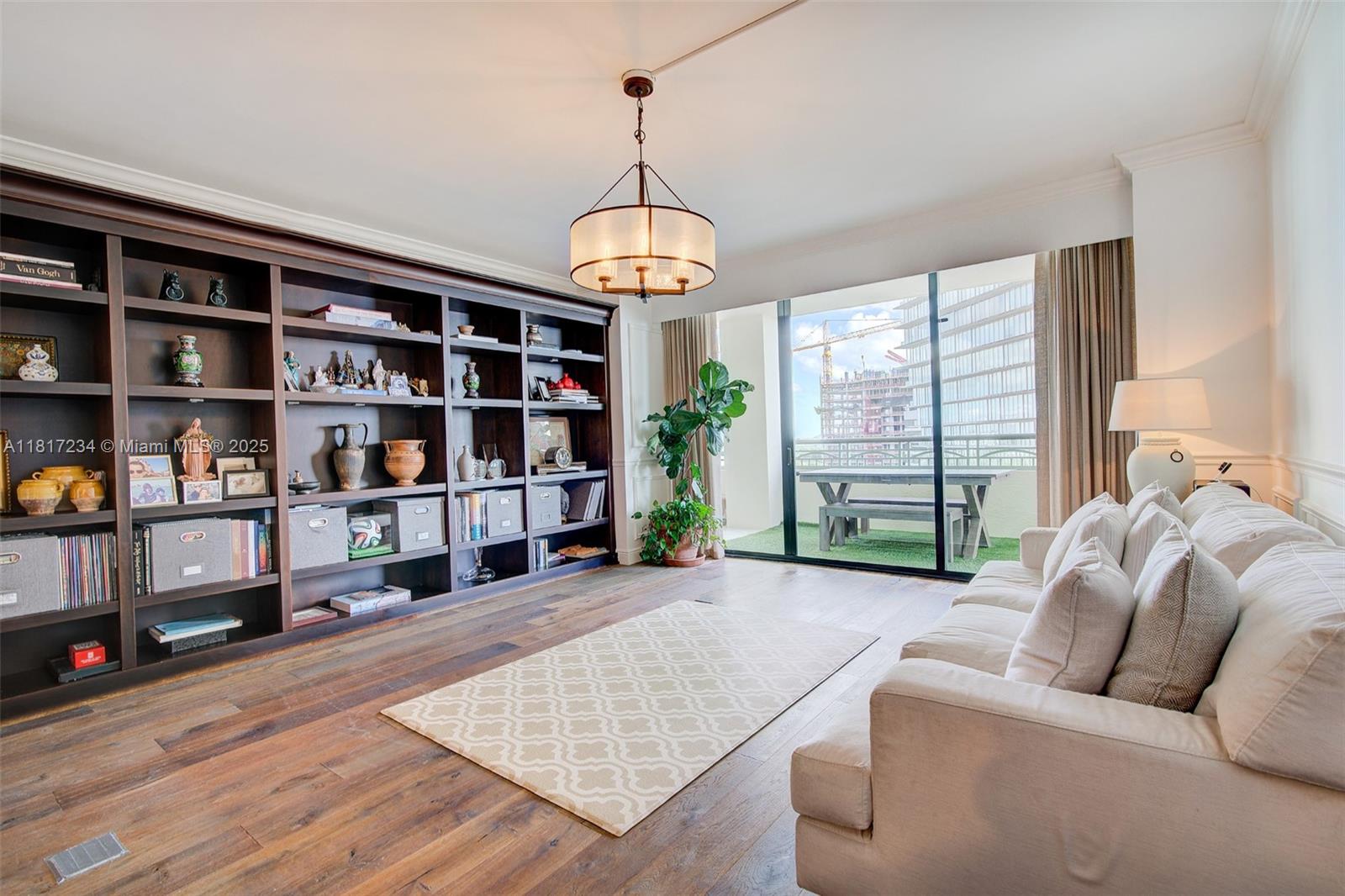 3400 SW 27th Ave 1607