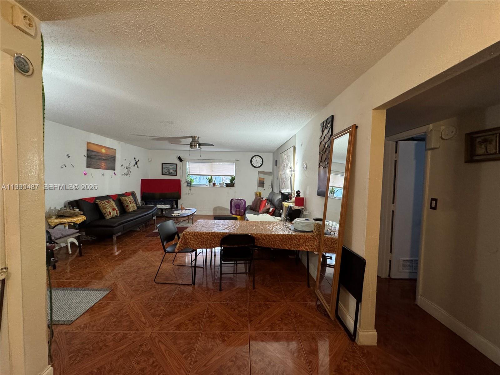 ELMVALE CONDO - Residential