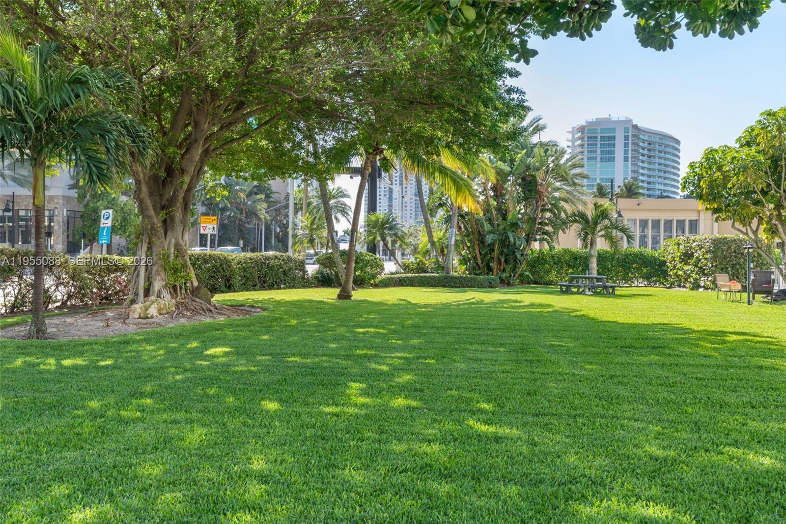 GRANADA HOUSE CONDOMINIUM - Residential