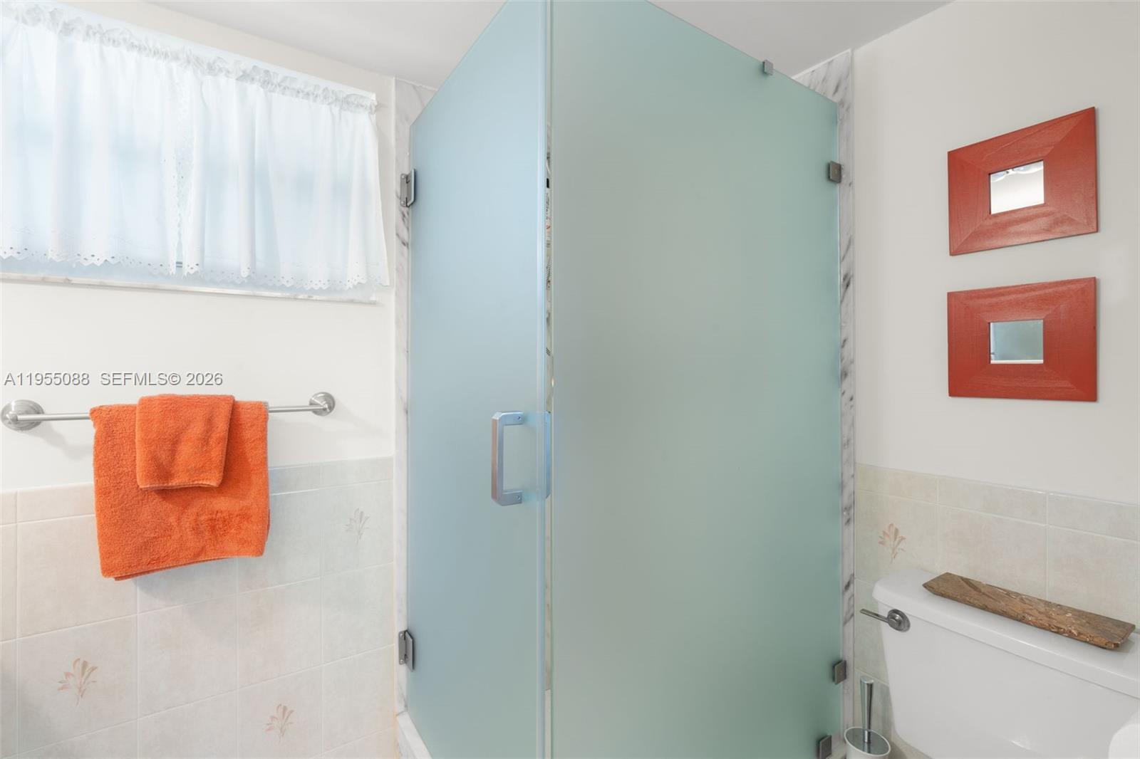 GRANADA HOUSE CONDOMINIUM - Residential