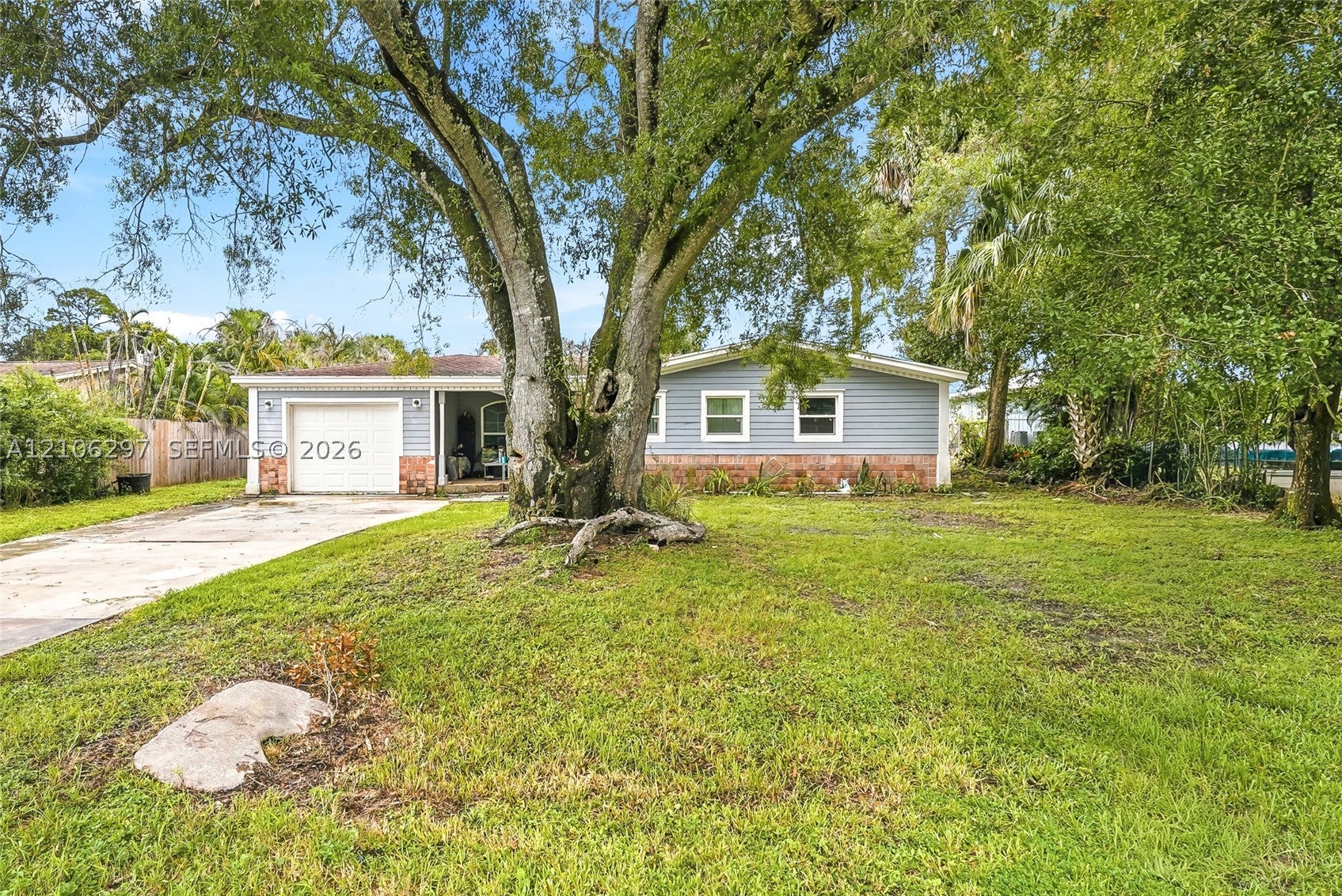 4810 Lakewood Park Dr