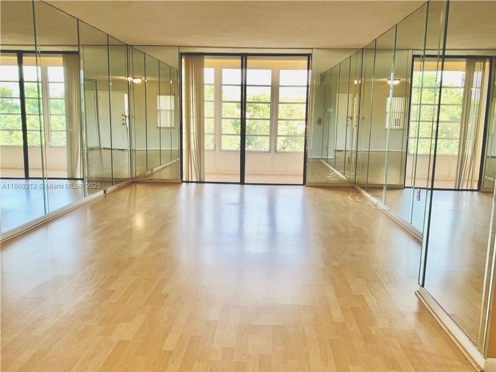 COURTYARDS OF BROWARD CON - Residential