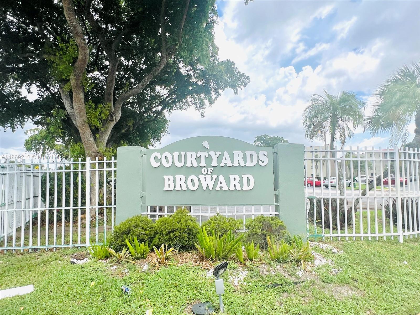 COURTYARDS OF BROWARD CON - Residential