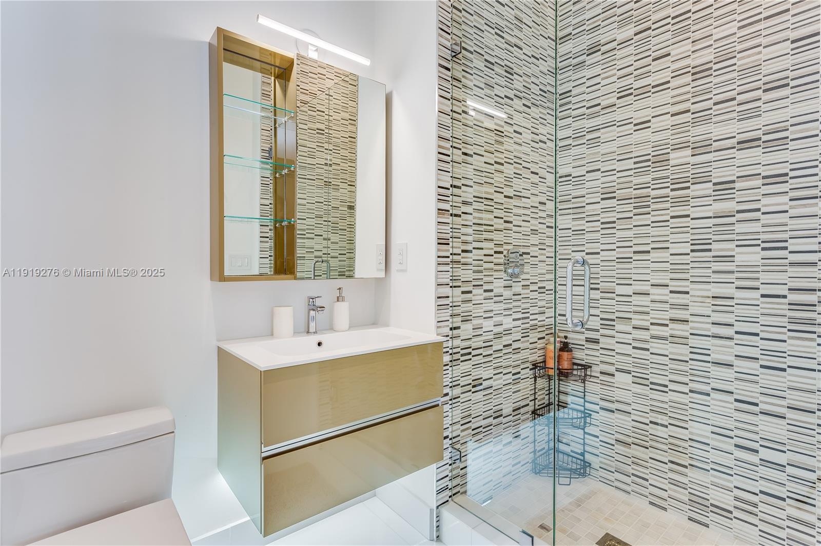 ESPANOLA HEIGHTS - Residential Lease