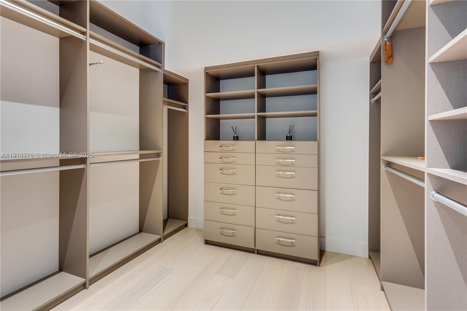 ESPANOLA HEIGHTS - Residential Lease