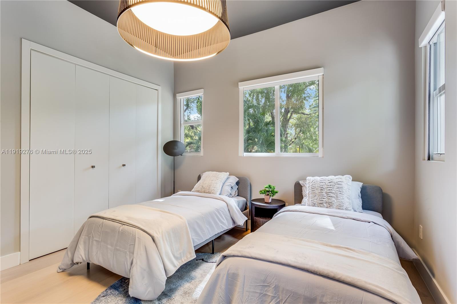 ESPANOLA HEIGHTS - Residential Lease