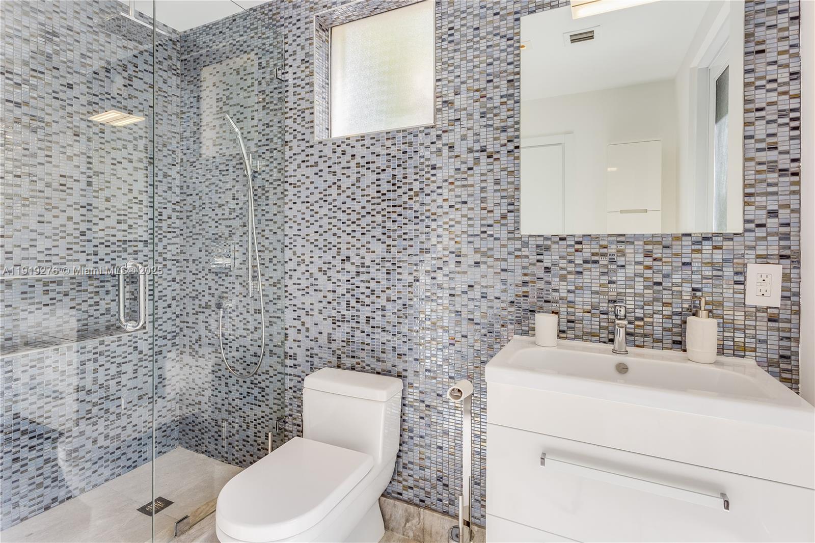 ESPANOLA HEIGHTS - Residential Lease