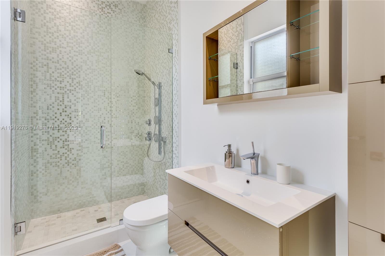 ESPANOLA HEIGHTS - Residential Lease