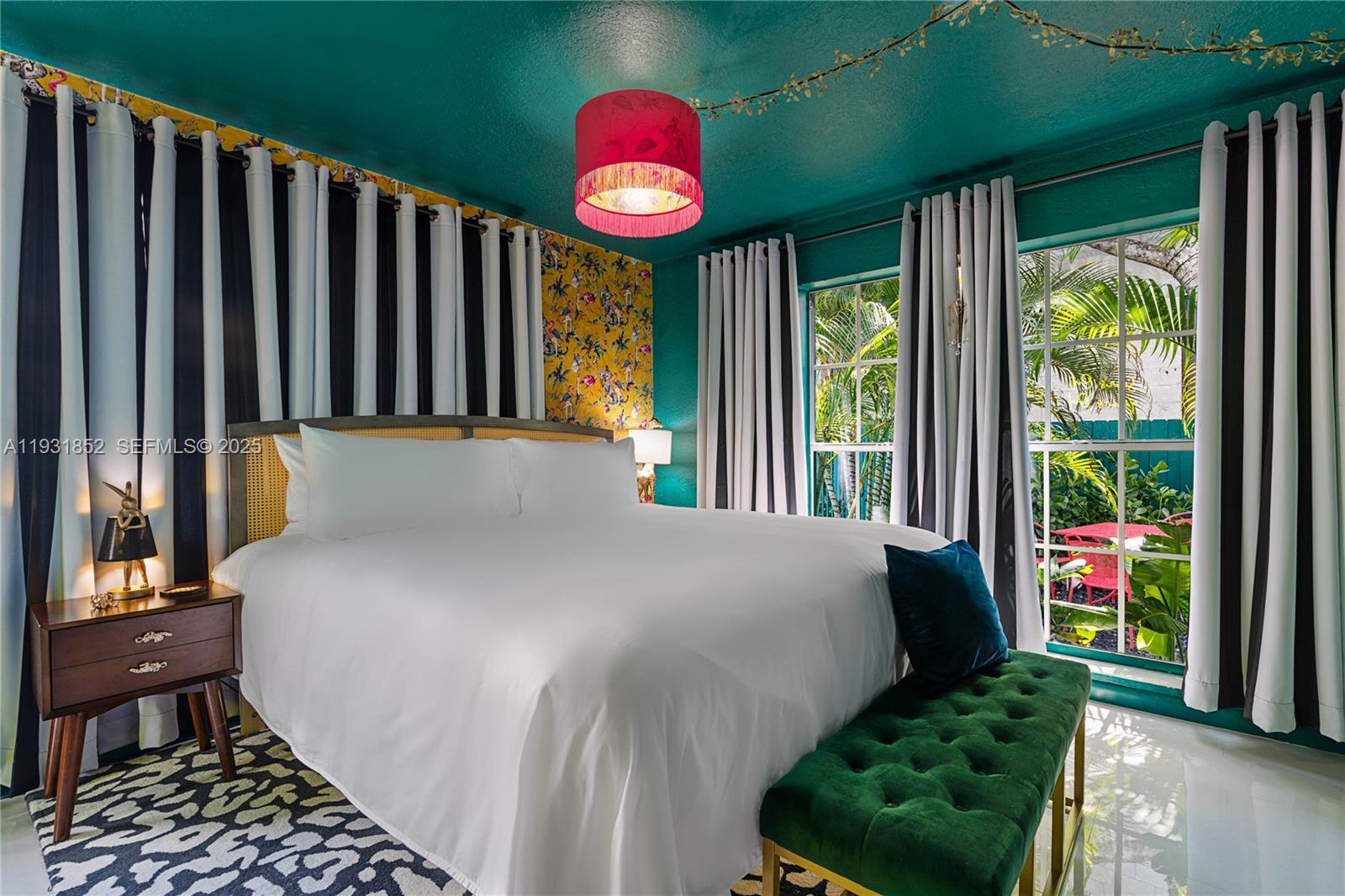 COLEE HAMMOCK - Residential Lease