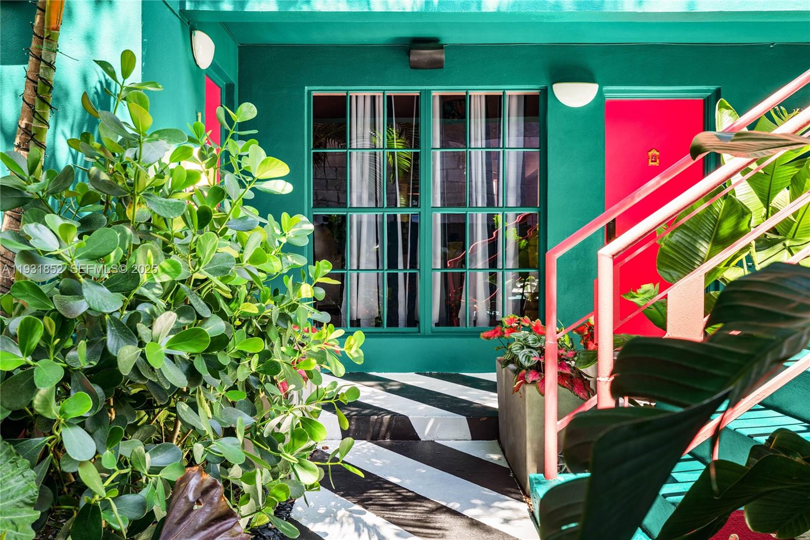 COLEE HAMMOCK - Residential Lease