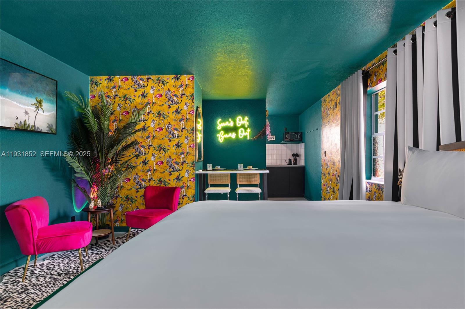 COLEE HAMMOCK - Residential Lease