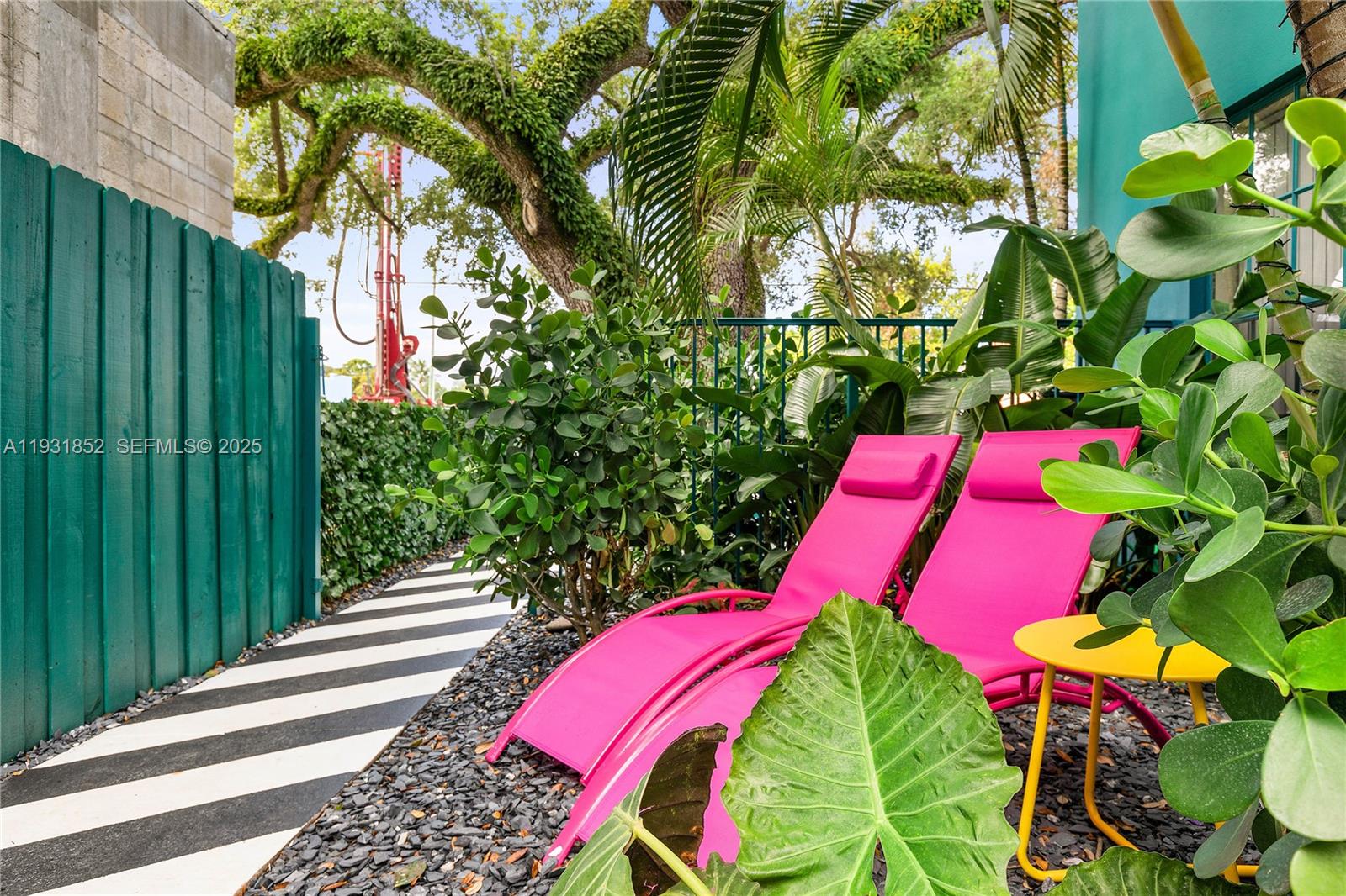 COLEE HAMMOCK - Residential Lease