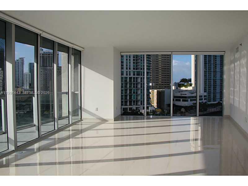 465 BRICKELL AVE 2902