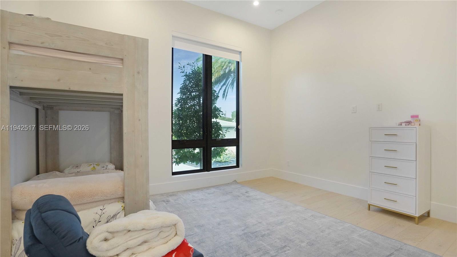 LEFT BANK ESTATES - Residential