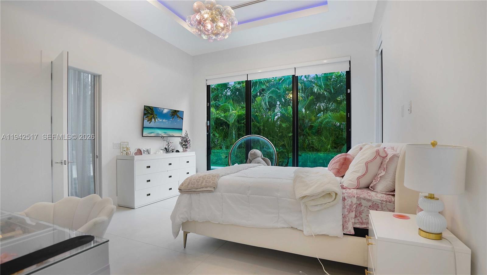 LEFT BANK ESTATES - Residential