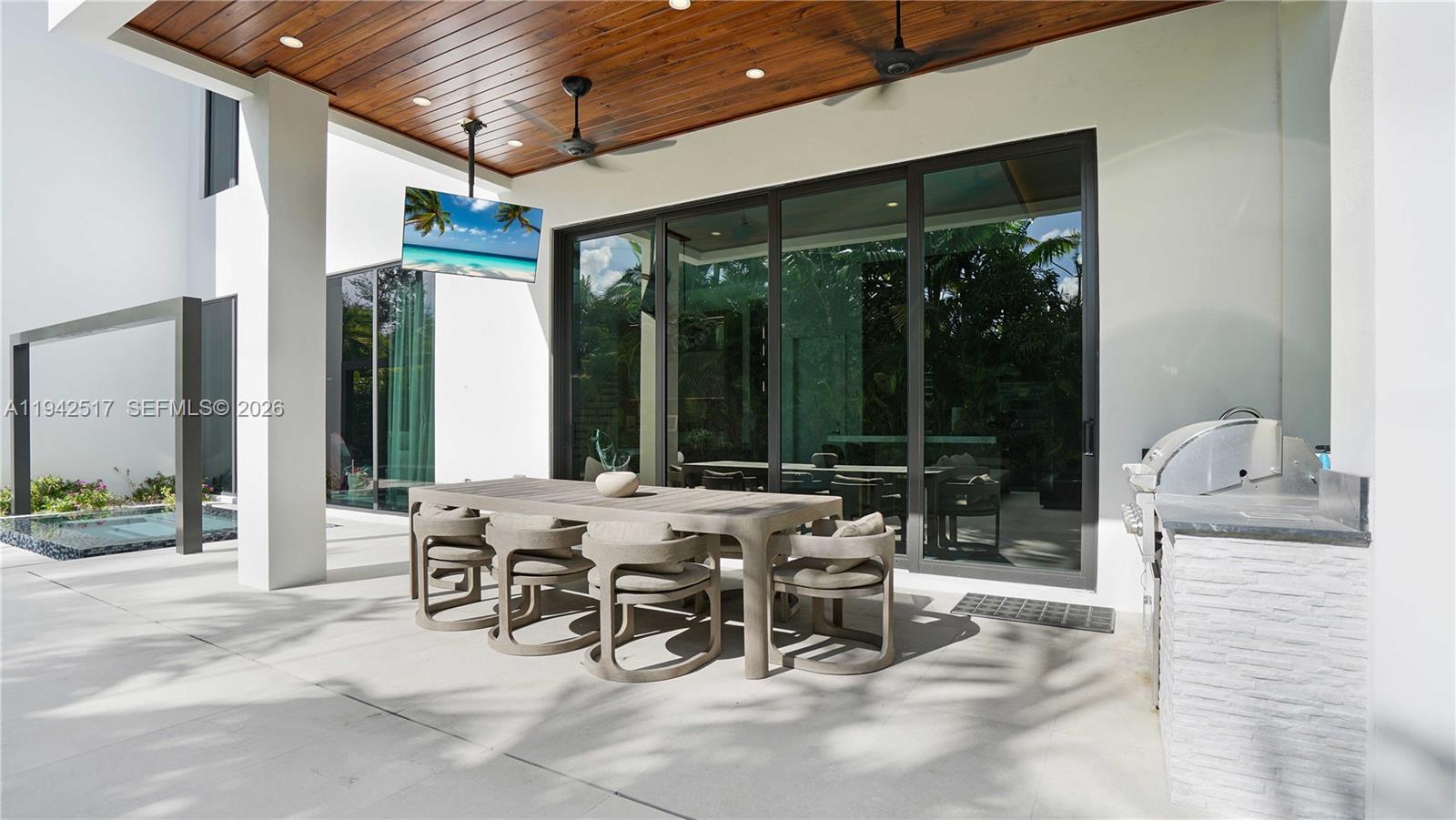 LEFT BANK ESTATES - Residential