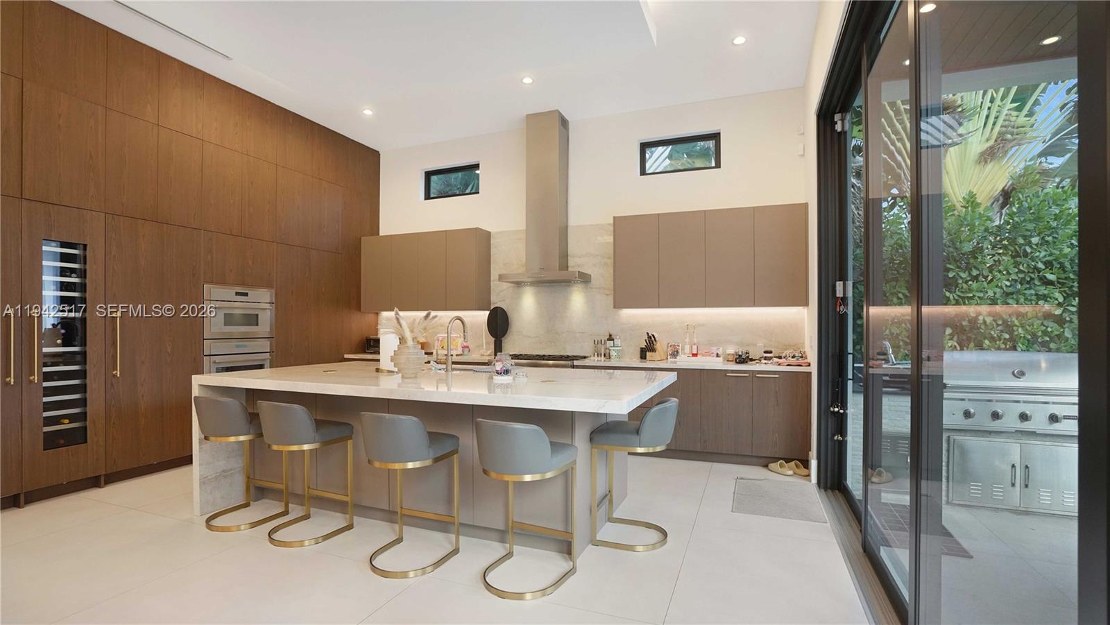 LEFT BANK ESTATES - Residential