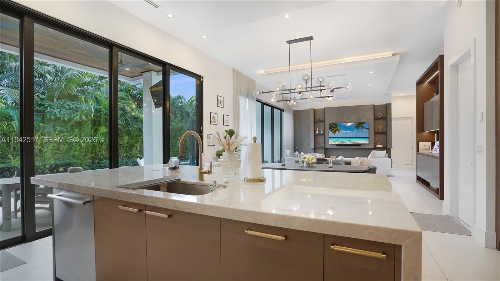 LEFT BANK ESTATES - Residential