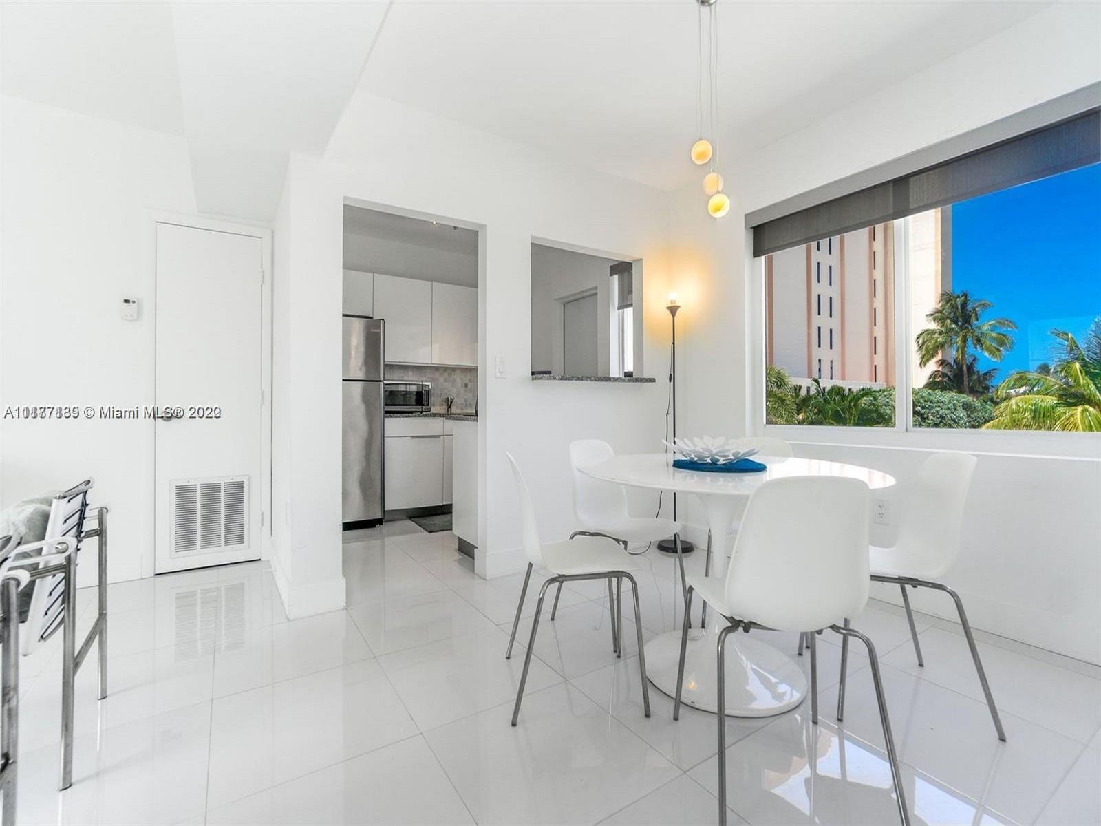 HOLLYWOOD BEACH - Residential Income